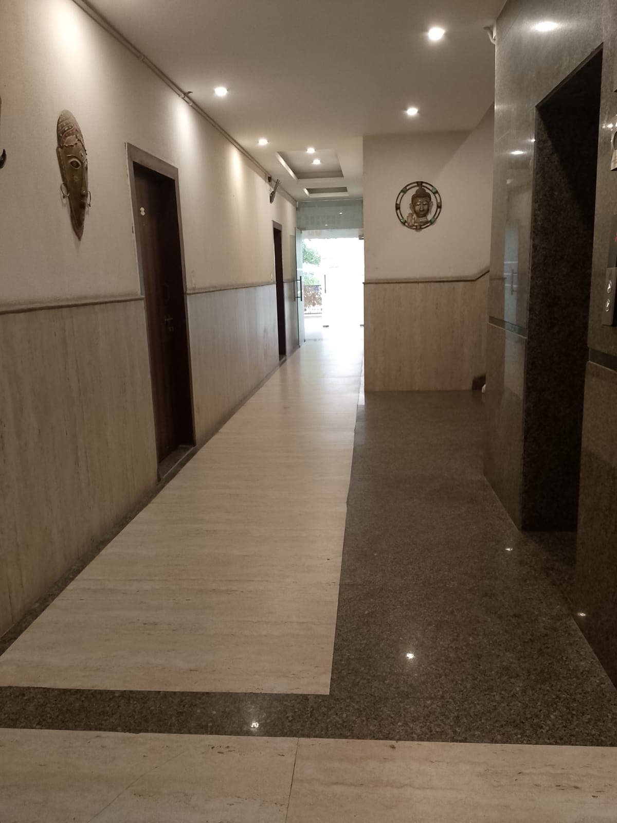 The Luxe Lodge- Girls Hostel