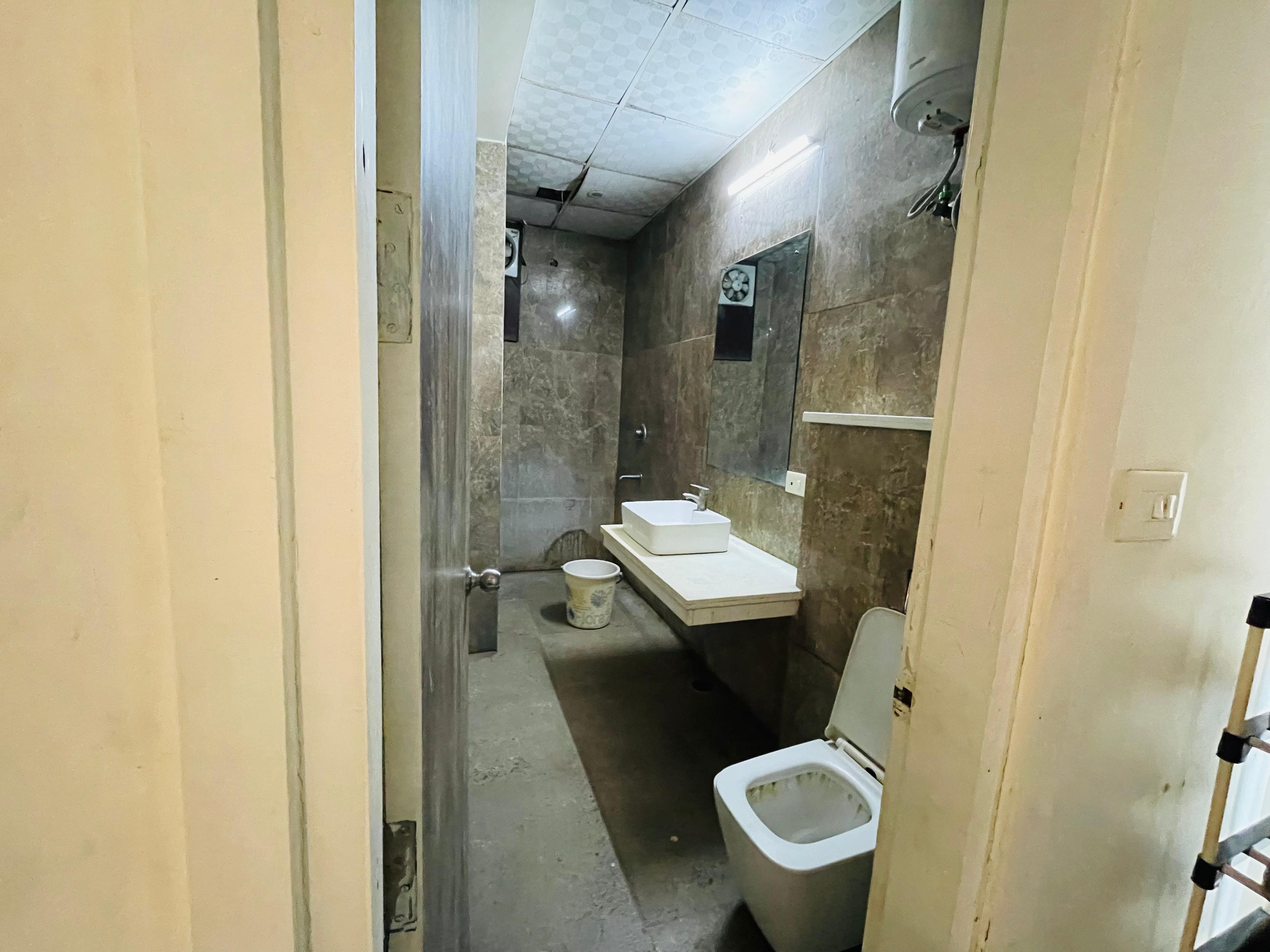 Summit Residency- Hostel