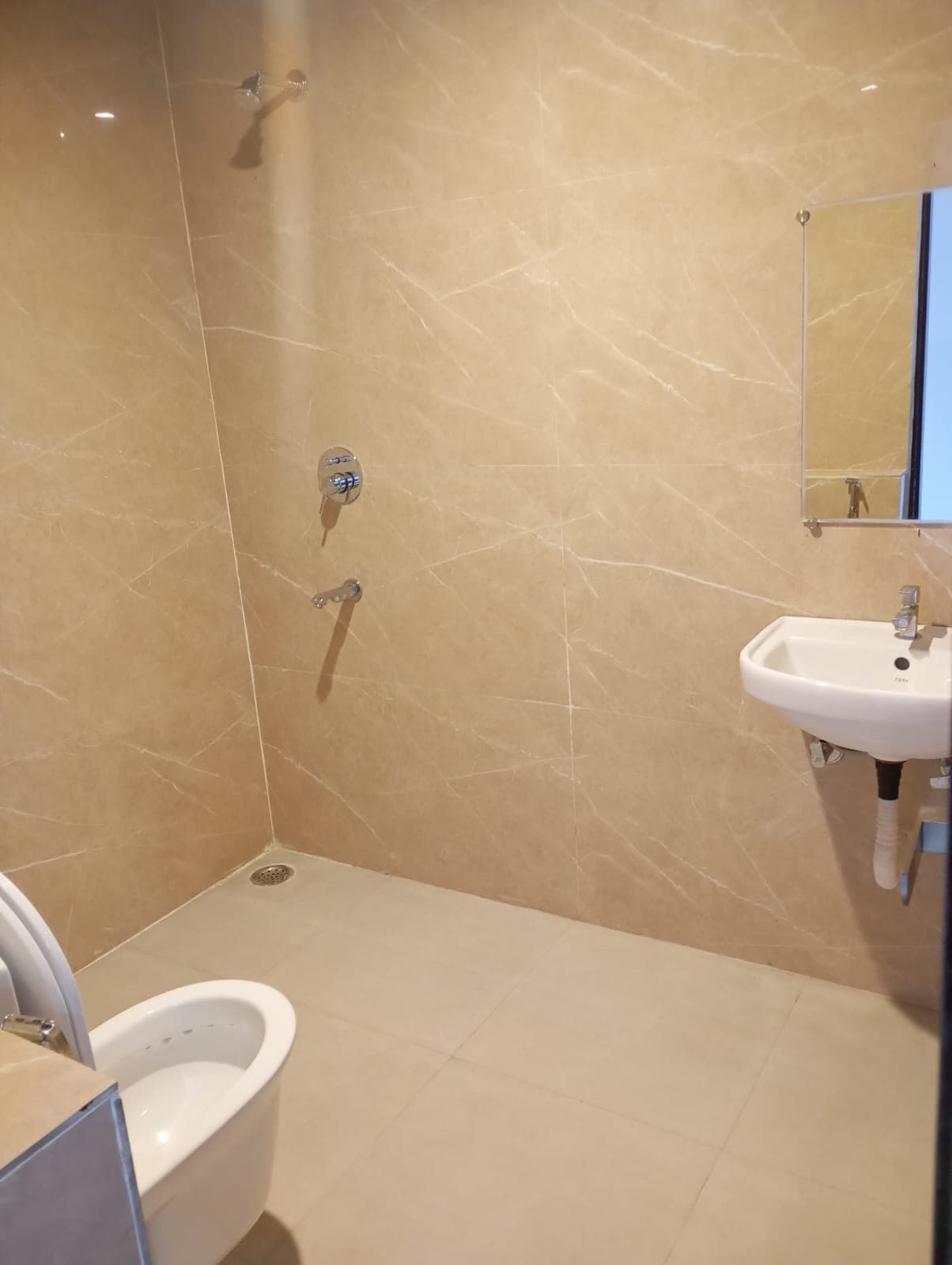 Grand Harmony Hostel — media 4