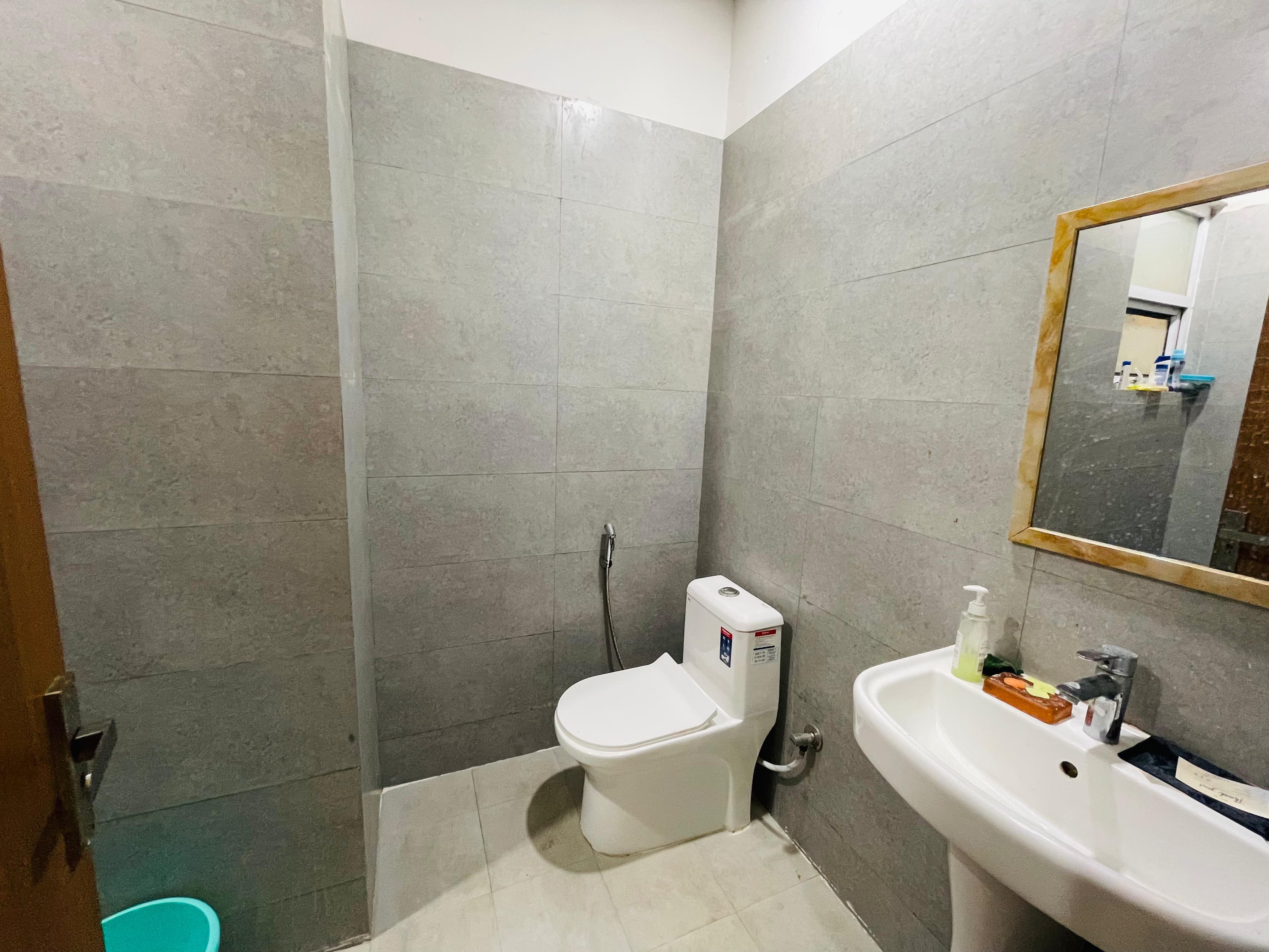 Premium Boys Hostel-3Seater — media 4