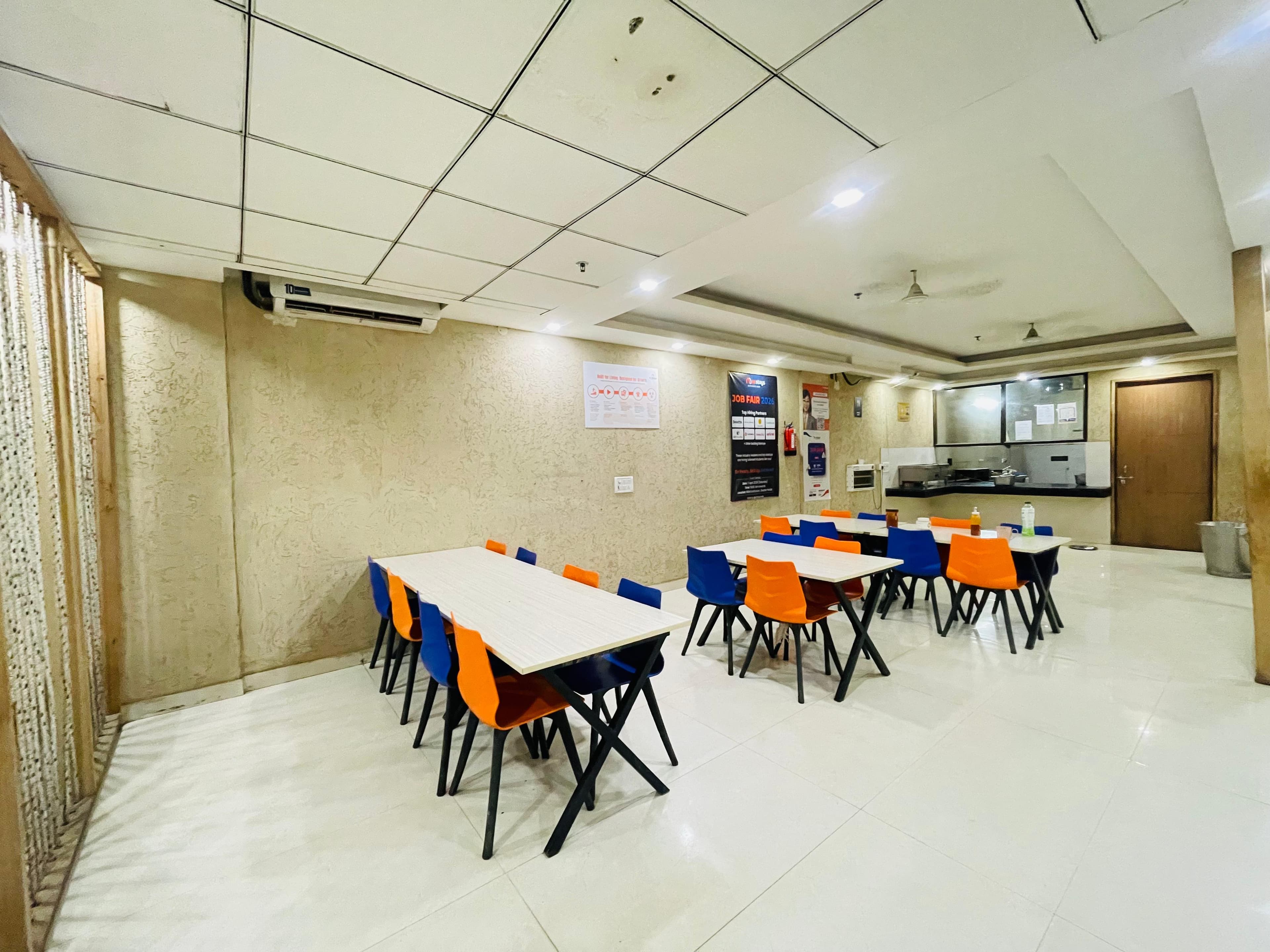 Sapphire Heights Hostel(Girls) — media 3