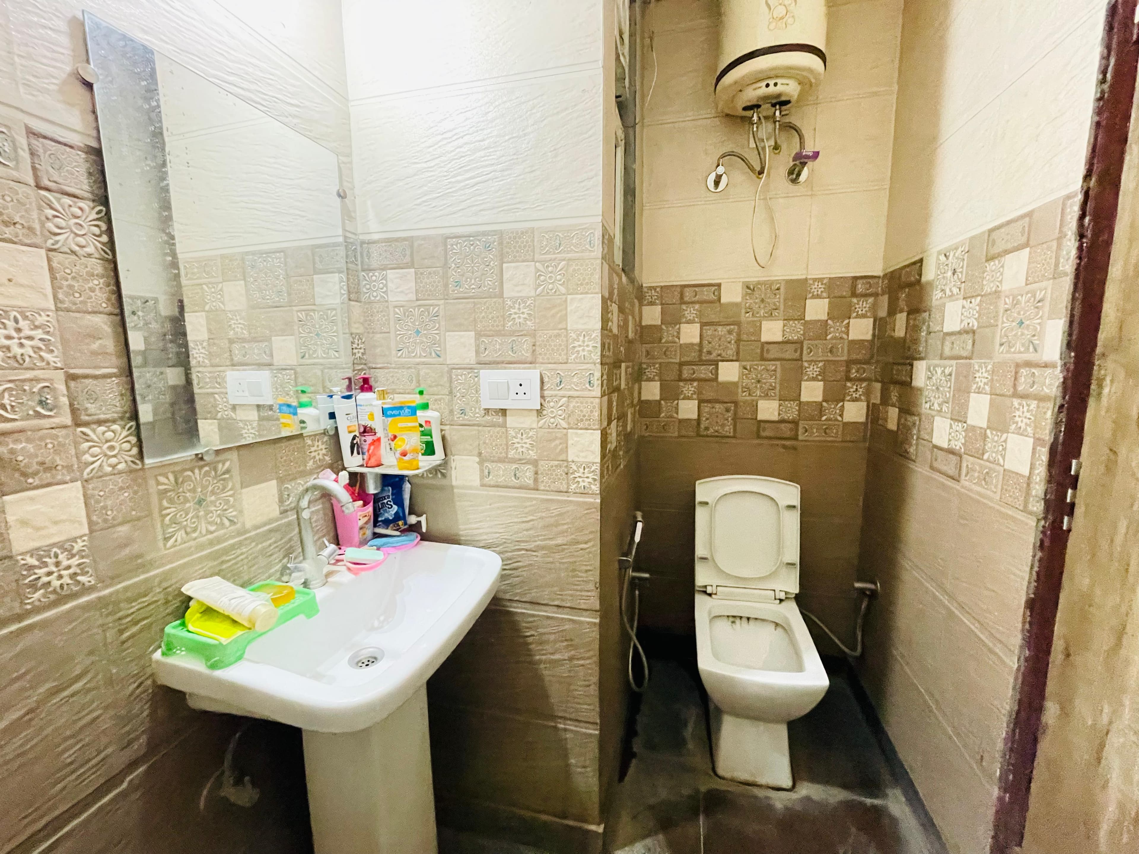 BOYS 3 SEATER HOSTEL ROOM — media 1