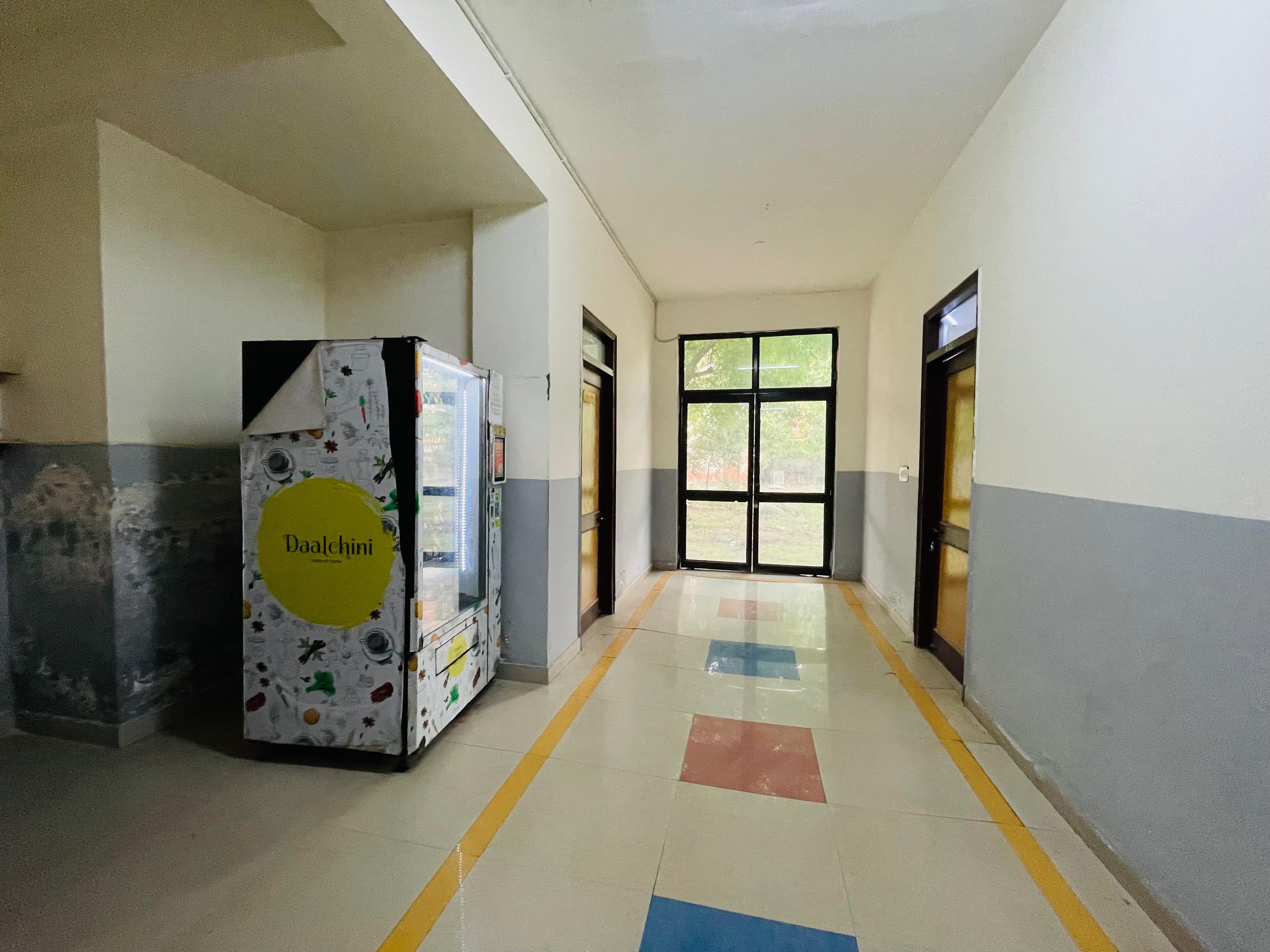 Emerald Elite- Girls Hostel — media 1
