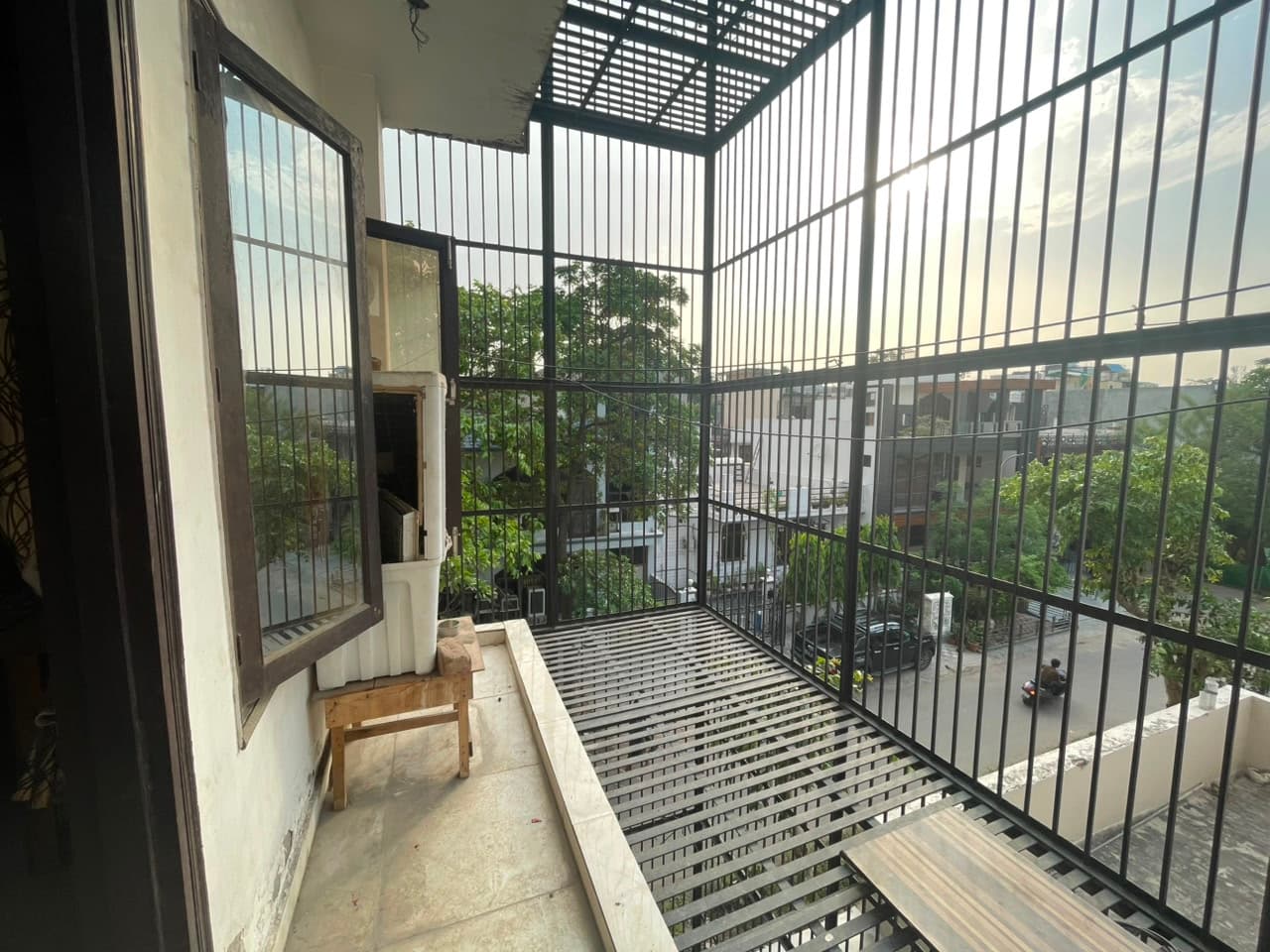 2/3 Seater hostel Room for Girls — media 1
